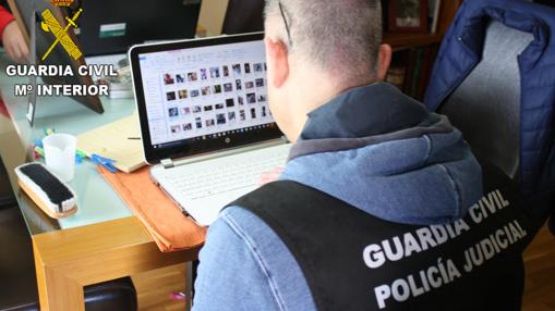 Imagen de la operación YOT de la Guardia Civil contra la pornografía infantil