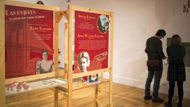 Exposición «Mujer tenía que ser», que puede verse en la sala Cielo de Salamanca hasta el próximo 30 de julio