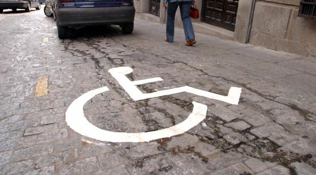 Plaza de aparcamiento para discapacitados