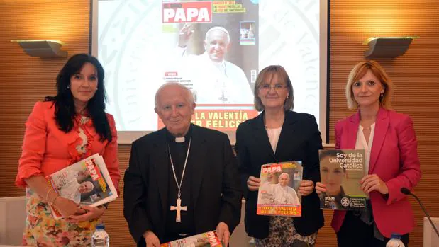 El cardenal Cañizares, durante el acto de presentación de la revista