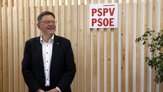 Ximo Puig vuelve a pedir lealtad a Pedro Sánchez para facilitar su reelección como líder del PSPV