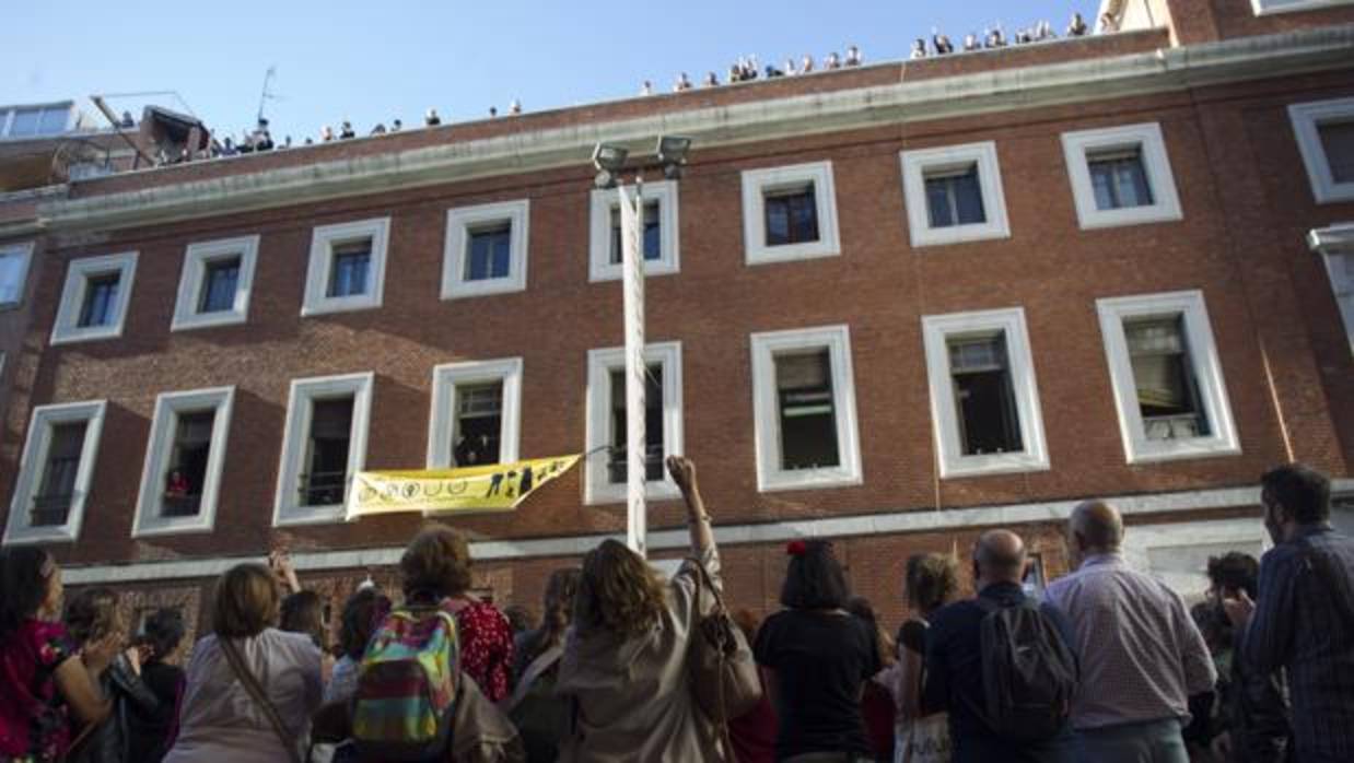 Okupación del edificio en la calle Gobernador, el pasado 6 de mayo