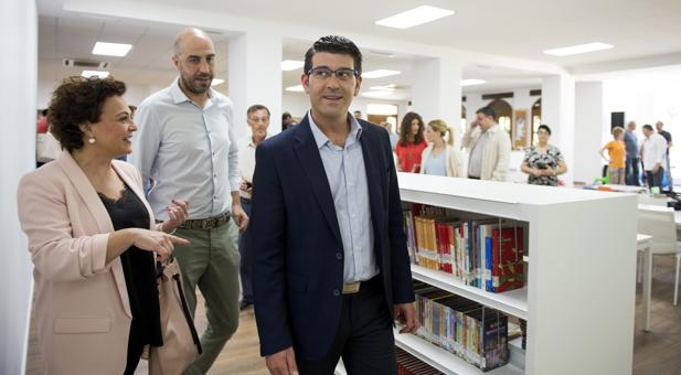 La Diputació ajuda a Benigànim a ampliar la seua biblioteca i millorar l’accessibilitat del col·legi