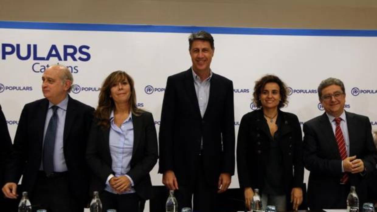 Xavier García-Albiol, preside una reunión del PP catalán con Fernández Díaz, Sánchez Camacho, la ministra Dolors Montserrat y el delegado del Gobierno, Enric Millo