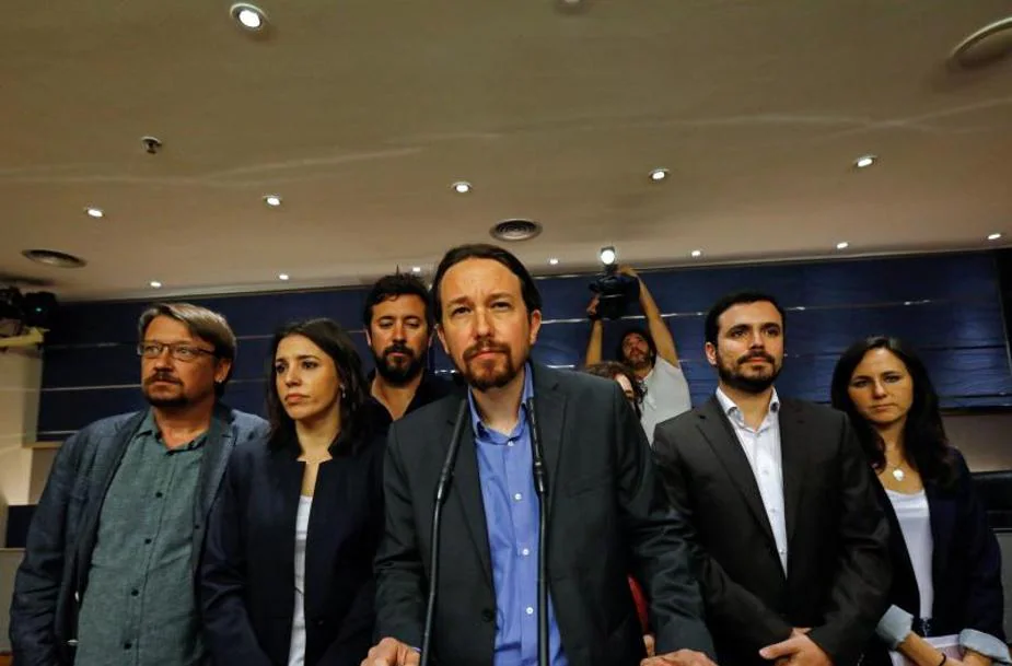 Iglesias presentó su moción de censura, en abril