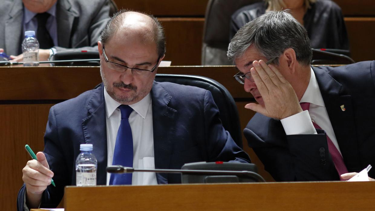 El Pleno de las Cortes de Aragón acaban de dar luz verde a la tramitación de esta iniciativa legislativa. En la imagen, el presidente Lambán en el hemiciclo