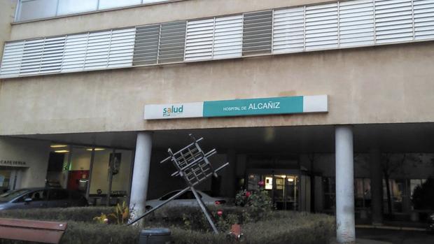 El hospital alcañizano tiene tres plazas de oncólogo, pero las tres se han quedado vacantes