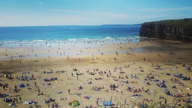 Ballybunion, una zona de playa al sur de Irlanda este lunes