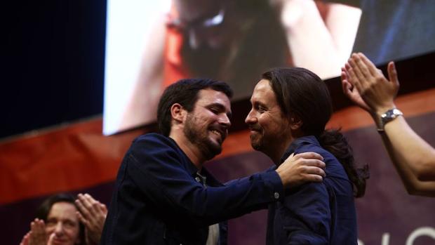 Pablo Iglesias junto a Alberto Garzón en el cierre de campaña de Unidos Podemos en las últimas elecciones generales
