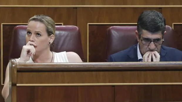 Zaida Cantera (PSOE): «Que el PP deje de robar y levantar el brazo cara al sol»
