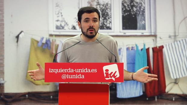 Garzón admite el «estancamiento» de Unidos Podemos y la recuperación del bipartidismo