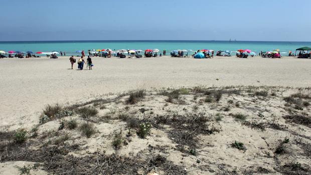 Imagen de la playa de Almardà, en Sagunto, donde se ha producido el incidente