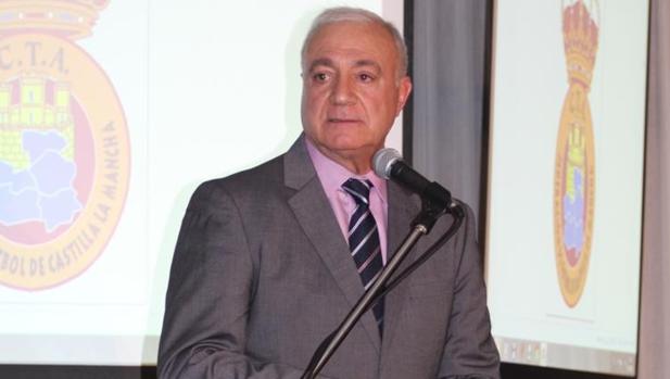 Sánchez Molina, árbitro de Primera entre 1980 y 1990, es el actual presidente del comité técnico regional