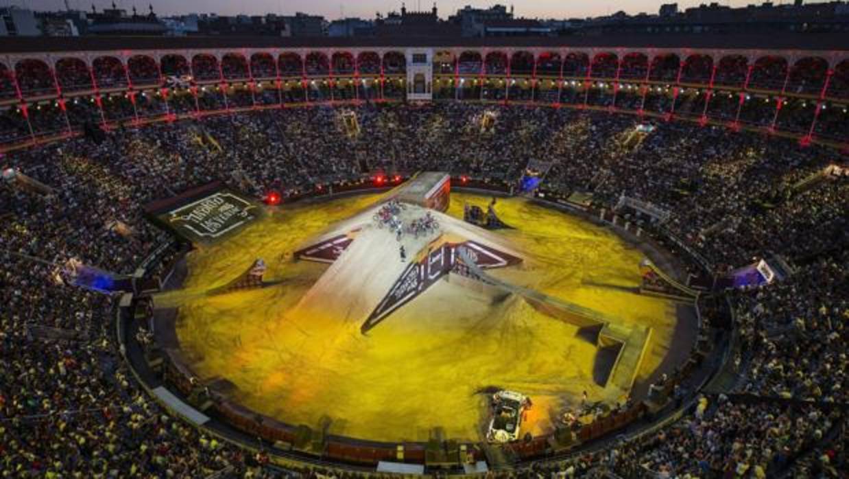 Red Bull X-Fighters se queda en Las Ventas