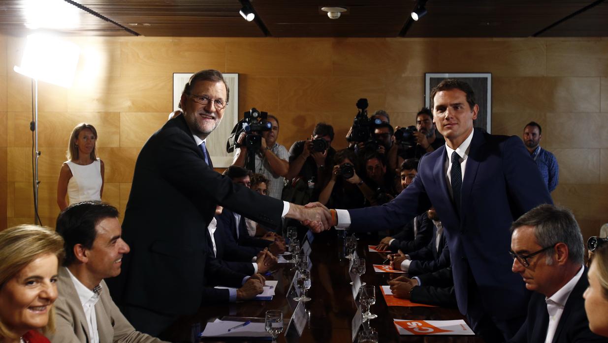 Mariano Rajoy y Albert Rivera, en la reunión que mantuvieron el pasado agosto