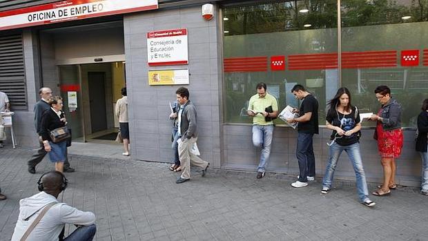 El paro bajó en 7.735 personas en junio en la región de Madrid