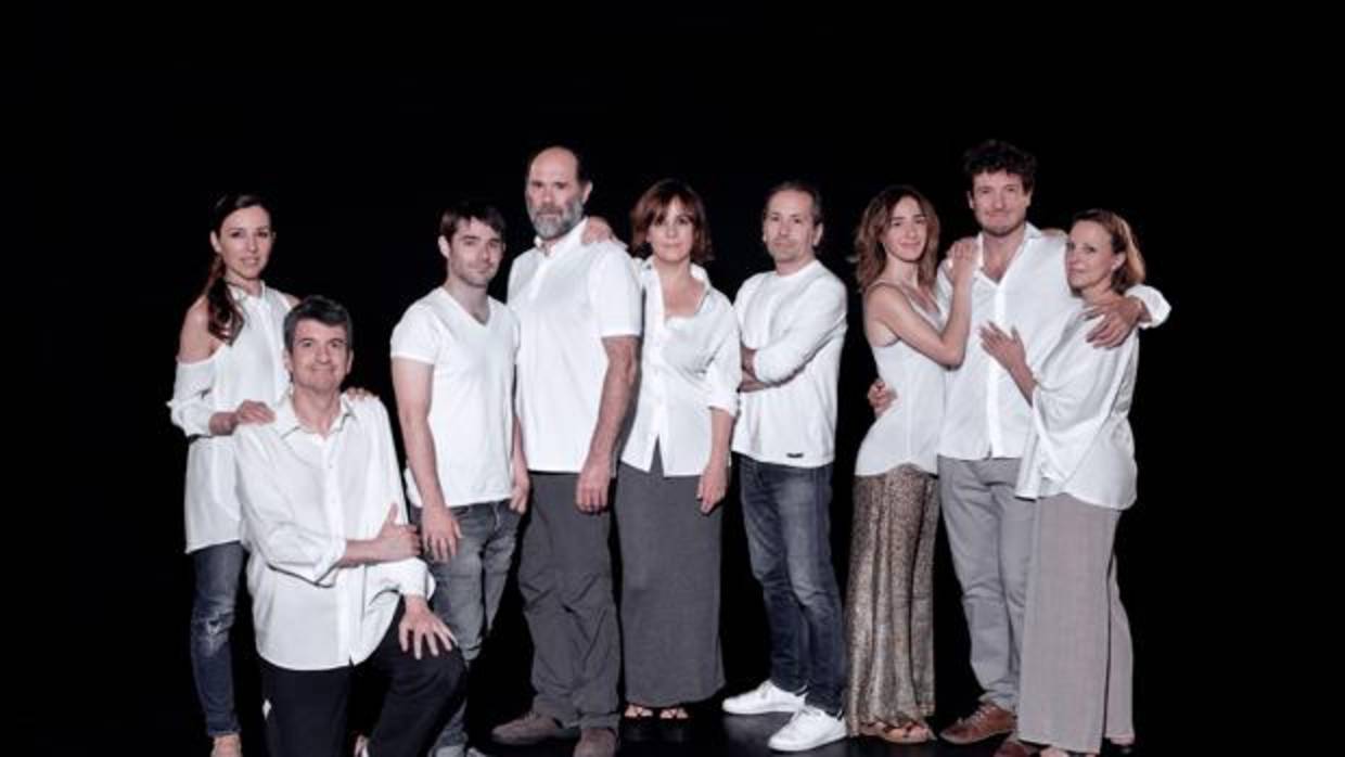 Reparto de la obra la "Dama duende" que inaugura este jueves el festival de teatro