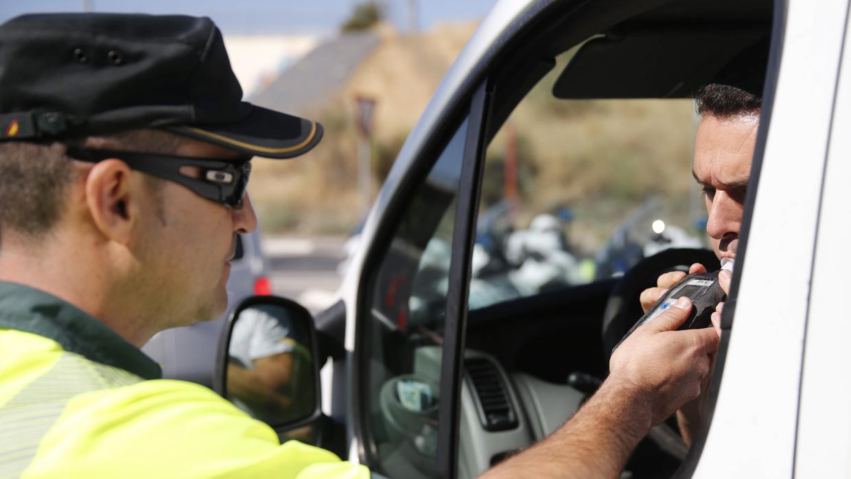 El conducto reincidió un mes más tarde en la actitud vejatoria hacia los agentes