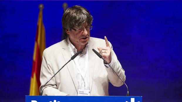 Puigdemont teme la respuesta del Gobierno al referéndum: «Son capaces de todo»