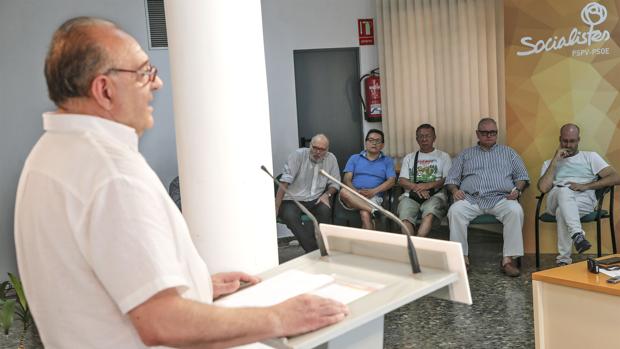 Los sanchistas arremeten contra Ximo Puig: «Es el único que hace peligrar la Generalitat»