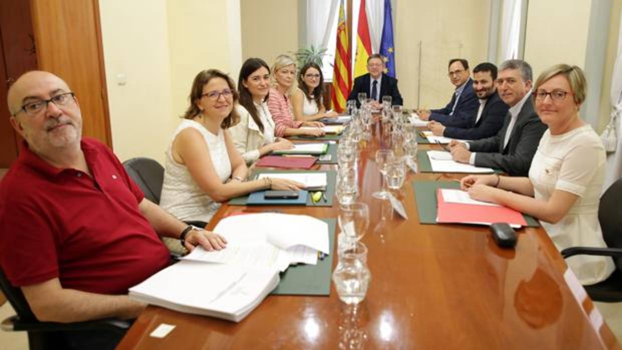 Imagen del pleno del Consell celebrado este viernes en Alicante