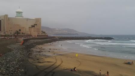 Norte de Gran Canaria desde Auditorio Alfredo Kraus, en la Playa de Las Canteras