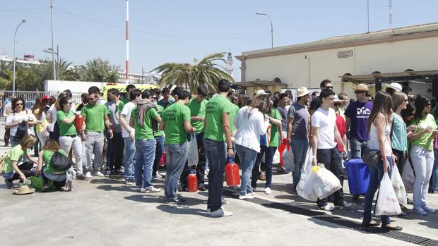 Valencia impondrá trabajos para la comunidad a los menores que hagan botellón