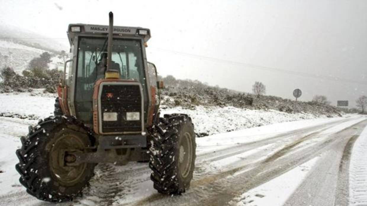 Imagen de archivo de un tractor