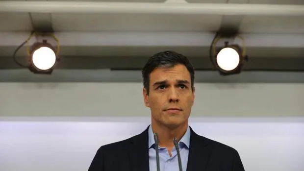 Pedro Sánchez durante una rueda de prensa en la sede socialista de Ferraz