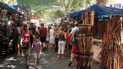 Imagen de los puestos de la Feria de Játiva