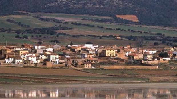 Vista de Gallocanta, una de las localidades zaragozanas que acogen estas colonias estivales