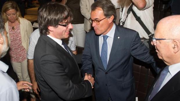 Carles Puigdemont junto a Artur Mas en una imagen reciente