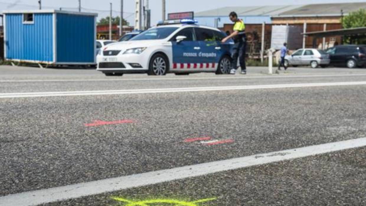 Los Mossos han acudido al lugar de los hechos sobre la 1 de la madrugada - EFE