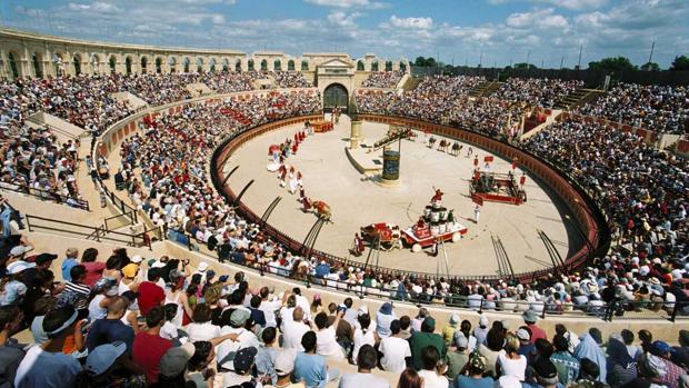 Toledo aprueba la petición de Declaración de Interés Regional para Puy du Fou