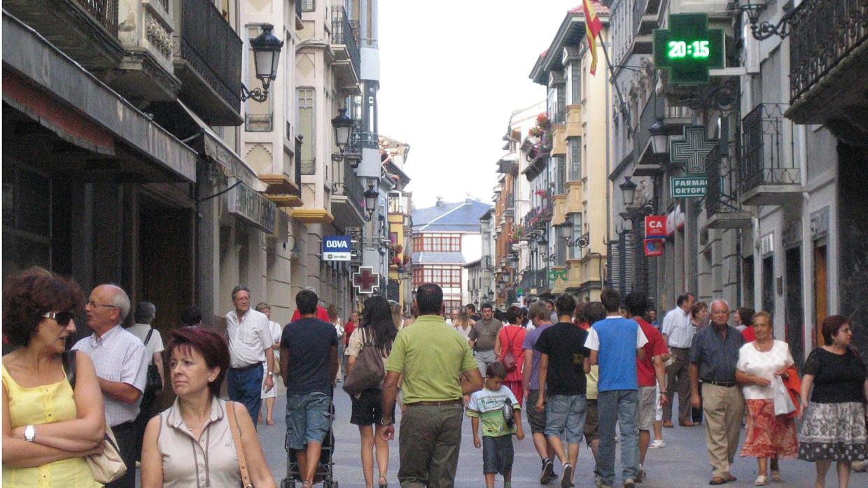 El turismo es uno de los puntales de la provincia oscense. En la imagen, casco urbano de Jaca