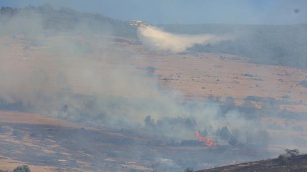 La Junta rebaja a nivel 0 el incendio que mantenía en vilo a los ciudadanos de Castillo de Cornatel