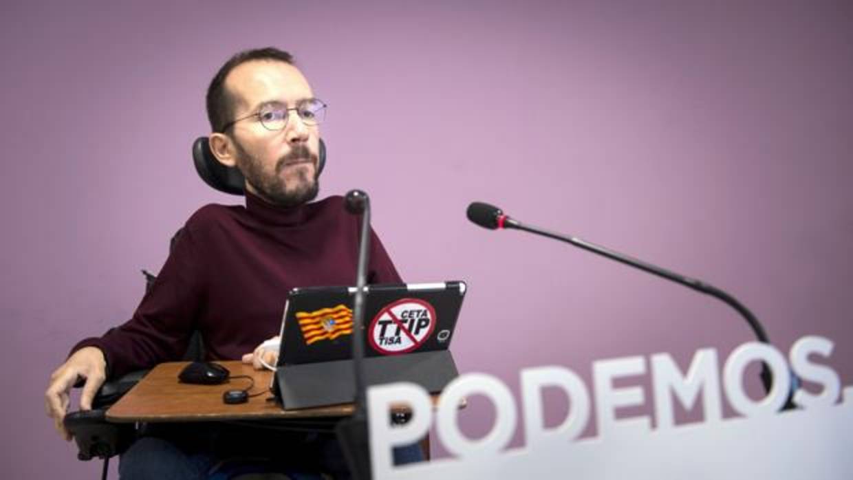 Pablo Echenique en una rueda de prensa