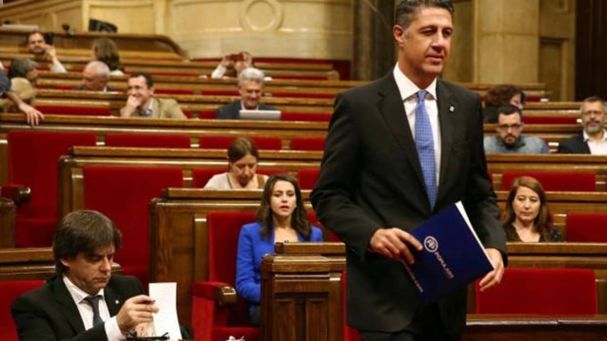 La reunión entre Puigdemont y Albiol será la segunda quincena de agosto