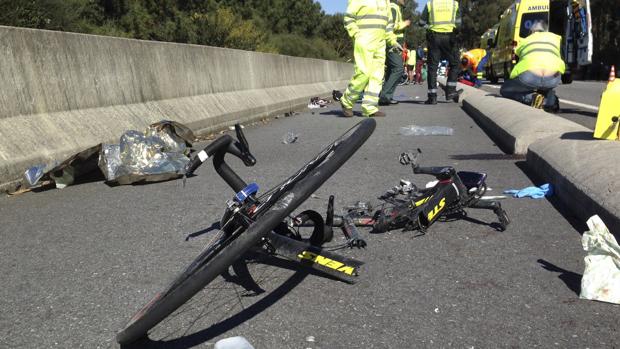 Un autobús atropella a un ciclista en A Coruña