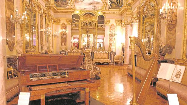 Ruta por los salones palaciegos con más historia de la capital