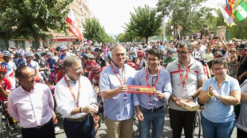 Imatge dels responsables de la carrera al municipi de Llíria