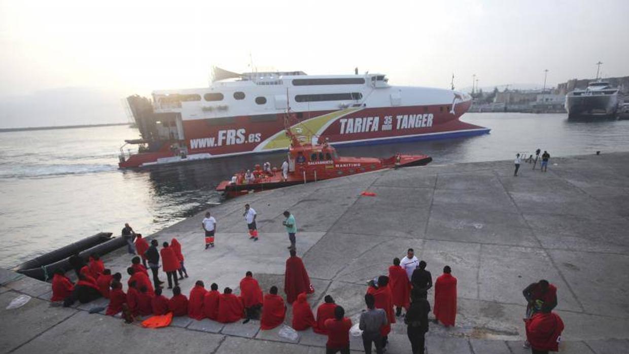 Llegada al puerto de Tarifa de los 54 inmigrantes de origen magrebí, el pasado 27 de agosto