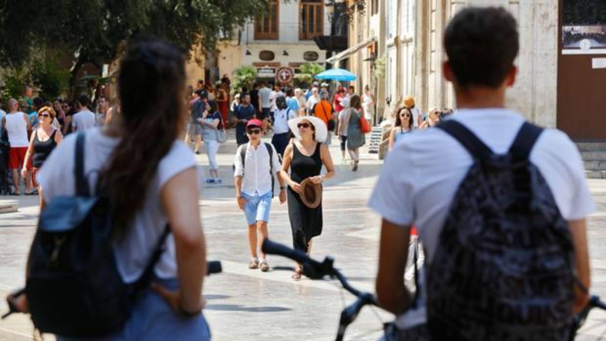 Imagen de un grupo de turistas captada en el centro de Valencia