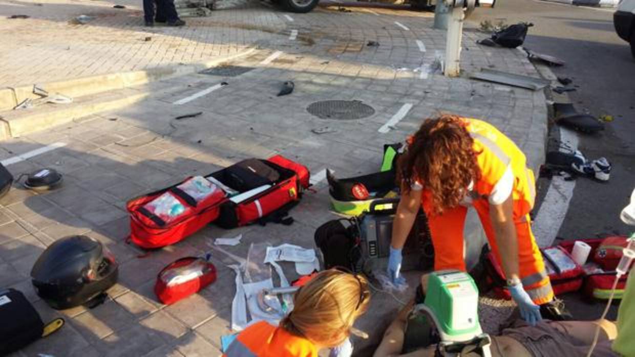 Maniobras de reanimación del accidentado por parte del personal sanitario