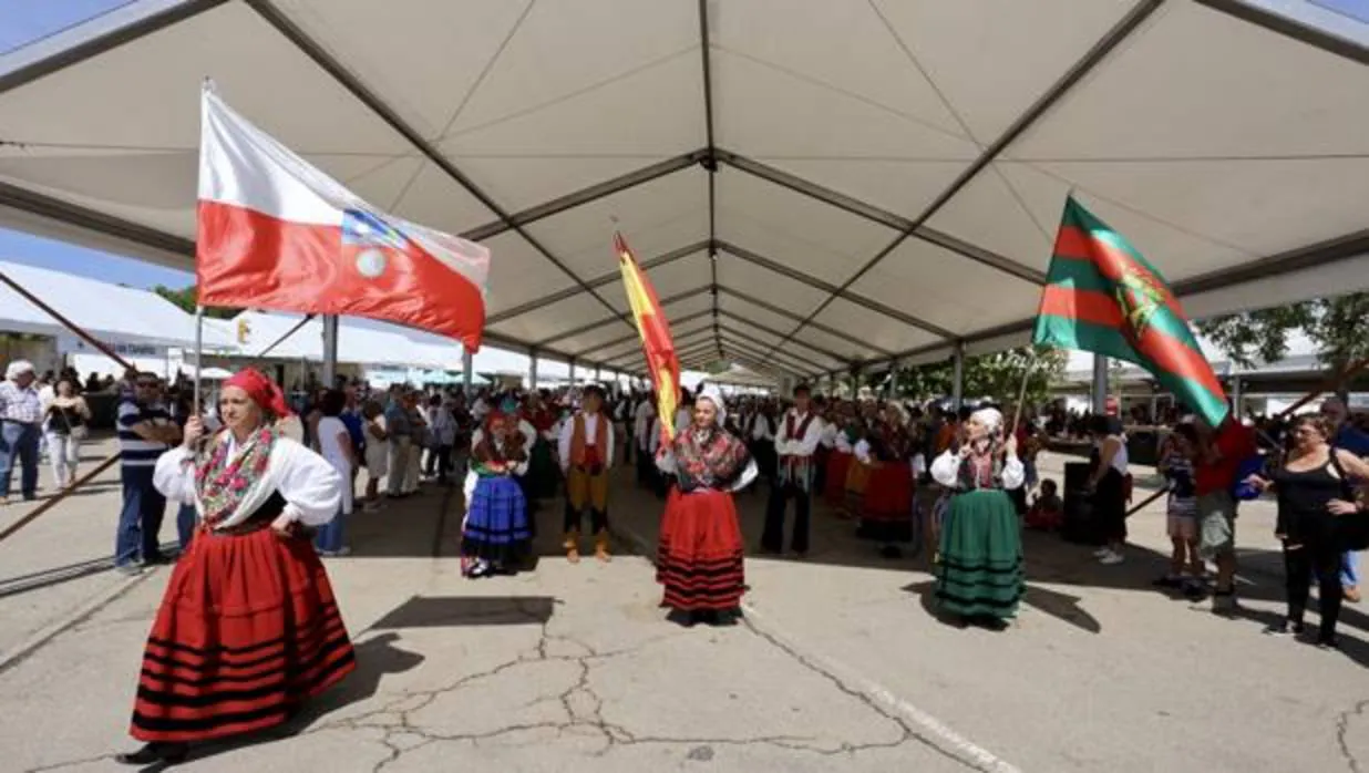 Inauguración de la Feria de Folclore y Gastronomía, dentro de las Fiestas de Valladolid