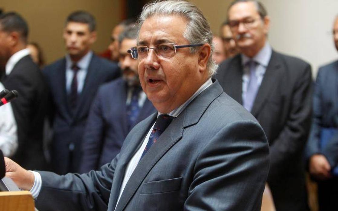 El ministro del Interior, Juan Ignacio Zoido, durante una conferencia en el Ministerio de Interior de Marruecos