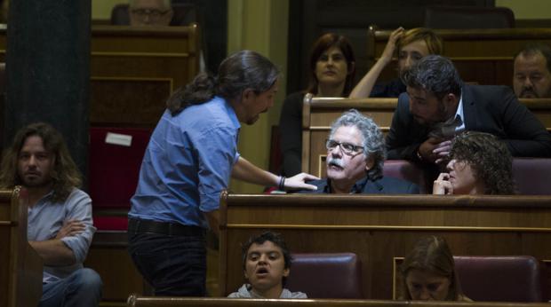 El 1-O arruina la relación «fraternal» de Podemos y ERC