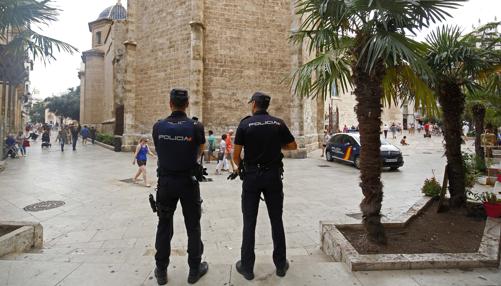 Imagen de un dispositivo de la Policía Nacional tomada este martes en Valencia