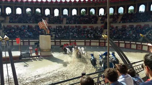 Impresionante circo galo-romano, con carreras de cuádrigas incluidas