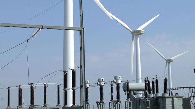 Las empresas energéticas facturan en Aragón 3.600 millones al año y dan empleo a 7.200 personas